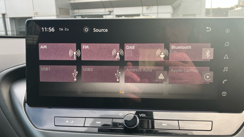 Nissan Juke 1.0 DiG-T N-Connecta 5dr Petrol Hatchback